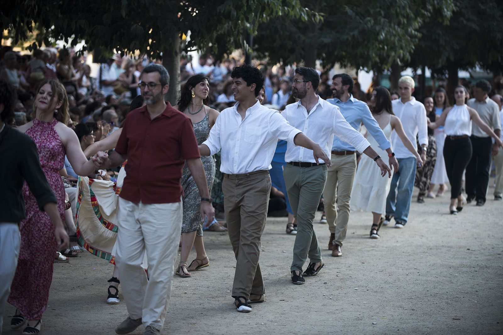 "Paga-li, Joan", ball del vano i el ram. FOTO: Bernat Millet. (Tot Sant Cugat)