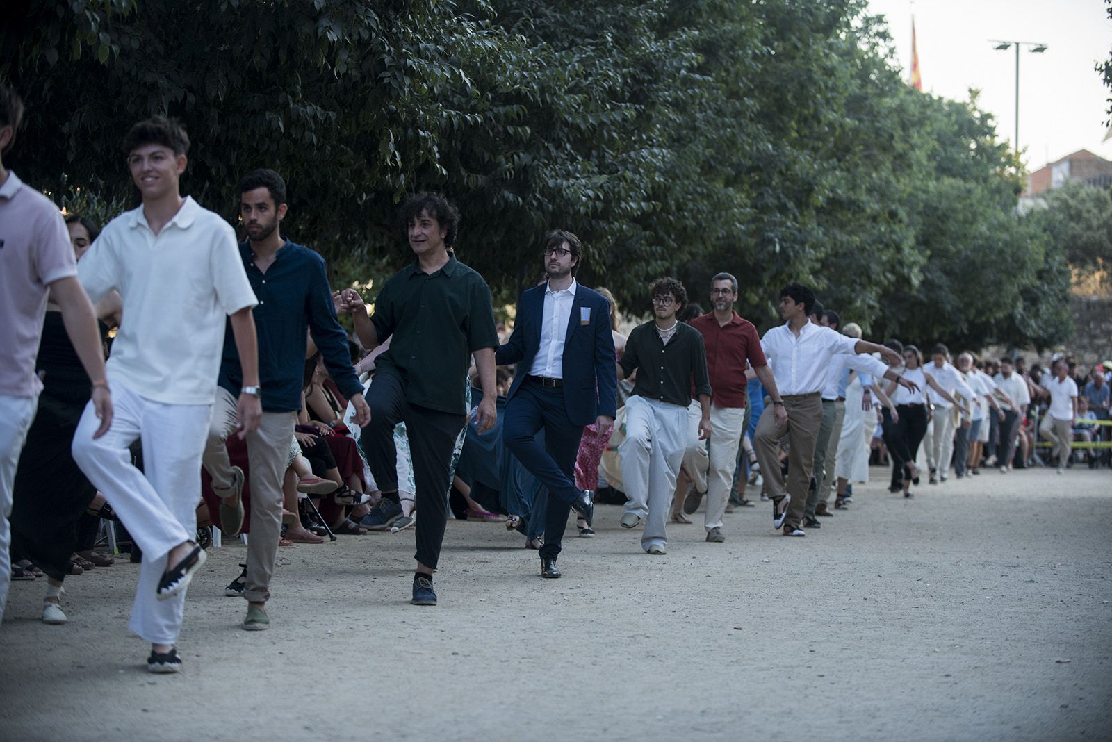 "Paga-li, Joan", ball del vano i el ram. FOTO: Bernat Millet. (Tot Sant Cugat)