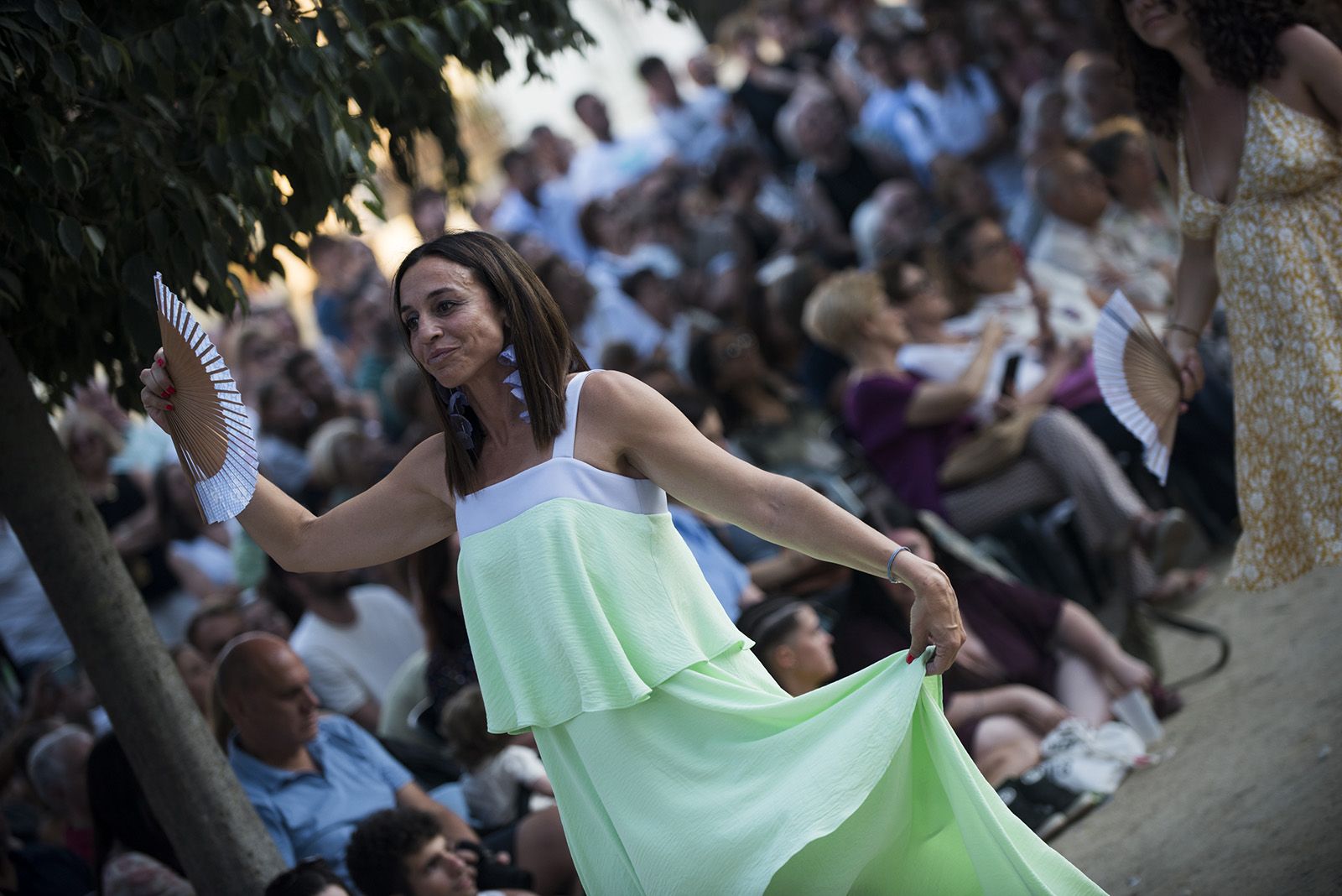 "Paga-li, Joan", ball del vano i el ram. FOTO: Bernat Millet. (Tot Sant Cugat)