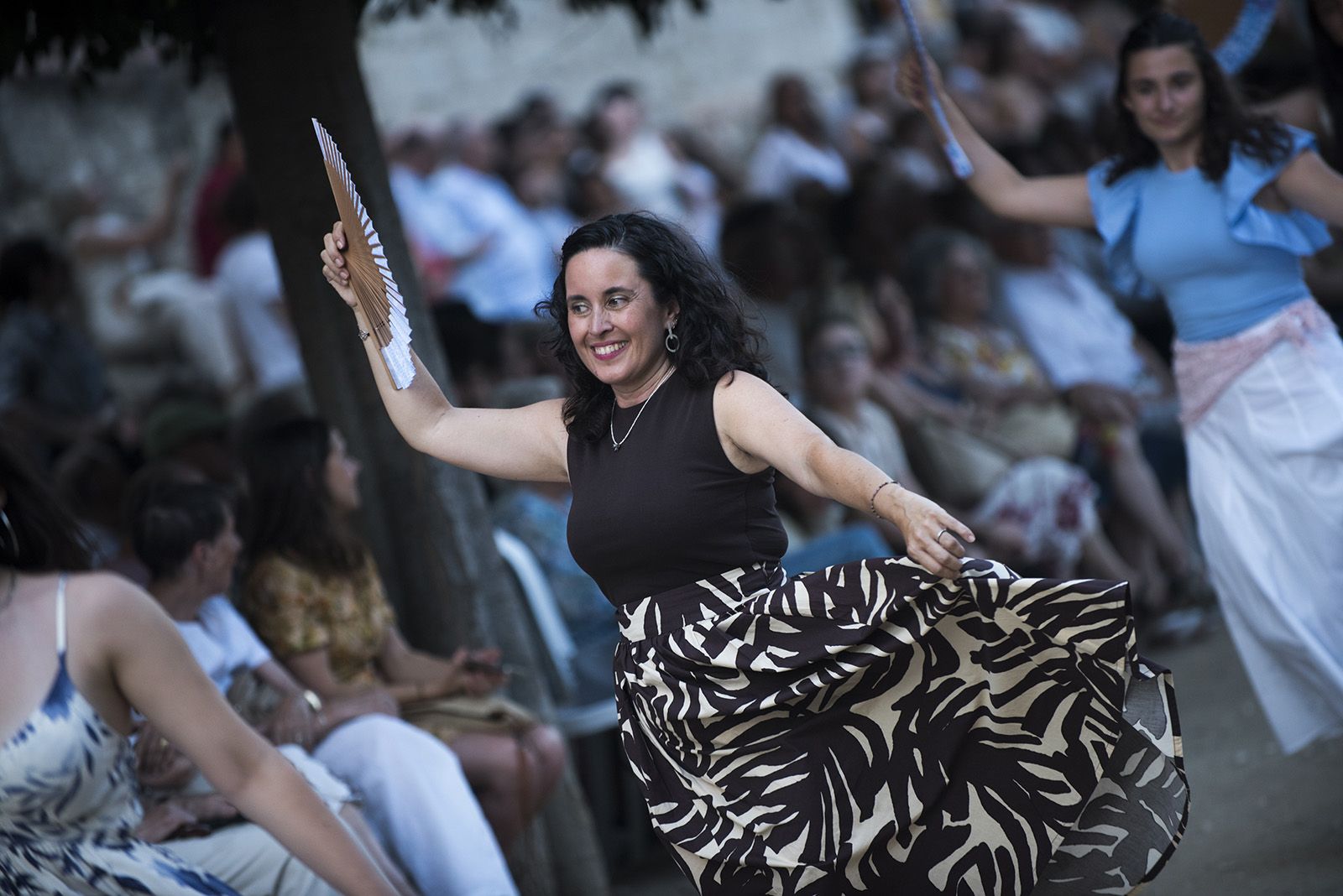 "Paga-li, Joan", ball del vano i el ram. FOTO: Bernat Millet. (Tot Sant Cugat)