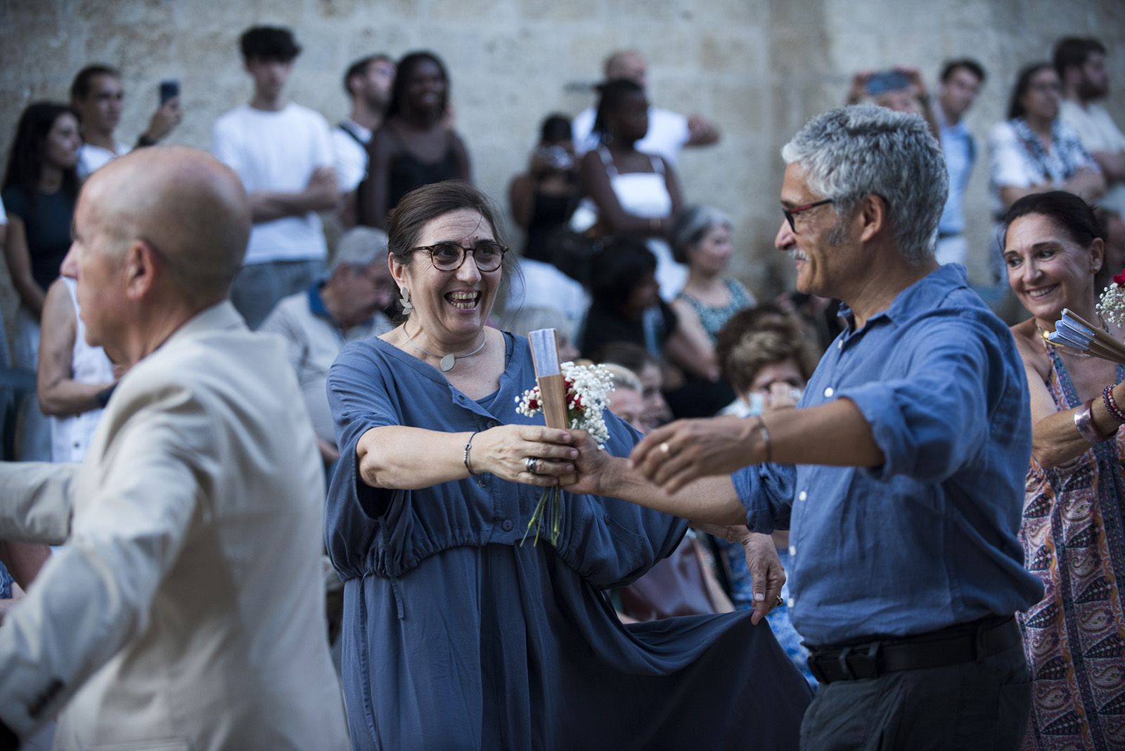 "Paga-li, Joan", ball del vano i el ram. FOTO: Bernat Millet. (Tot Sant Cugat)