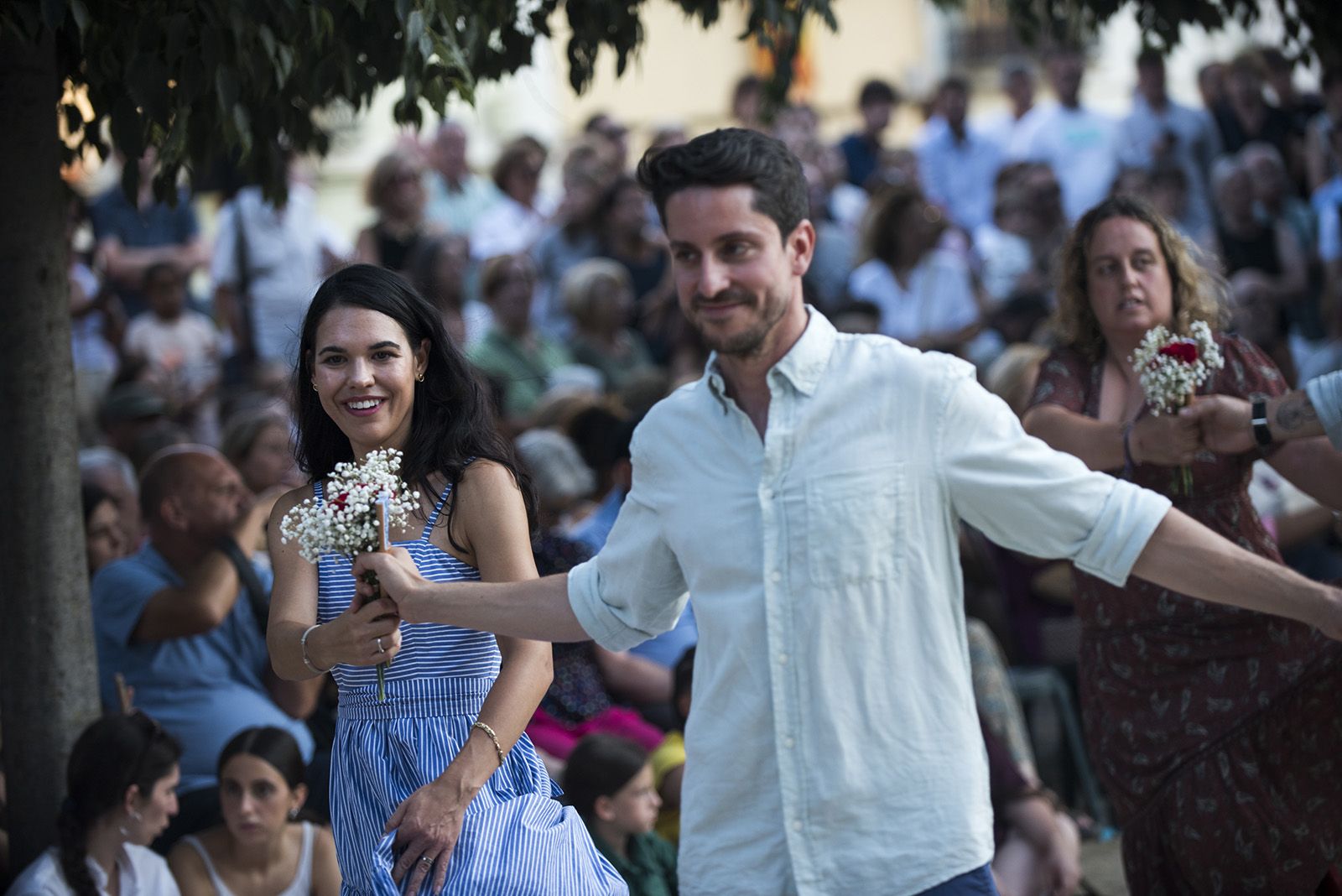 "Paga-li, Joan", ball del vano i el ram. FOTO: Bernat Millet. (Tot Sant Cugat)