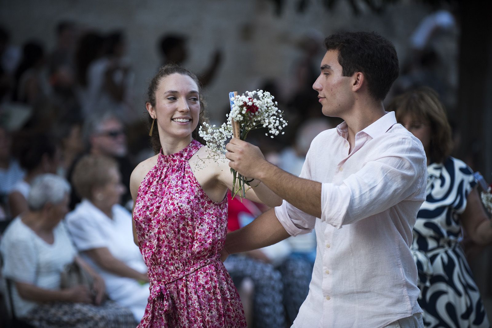 "Paga-li, Joan", ball del vano i el ram. FOTO: Bernat Millet. (Tot Sant Cugat)