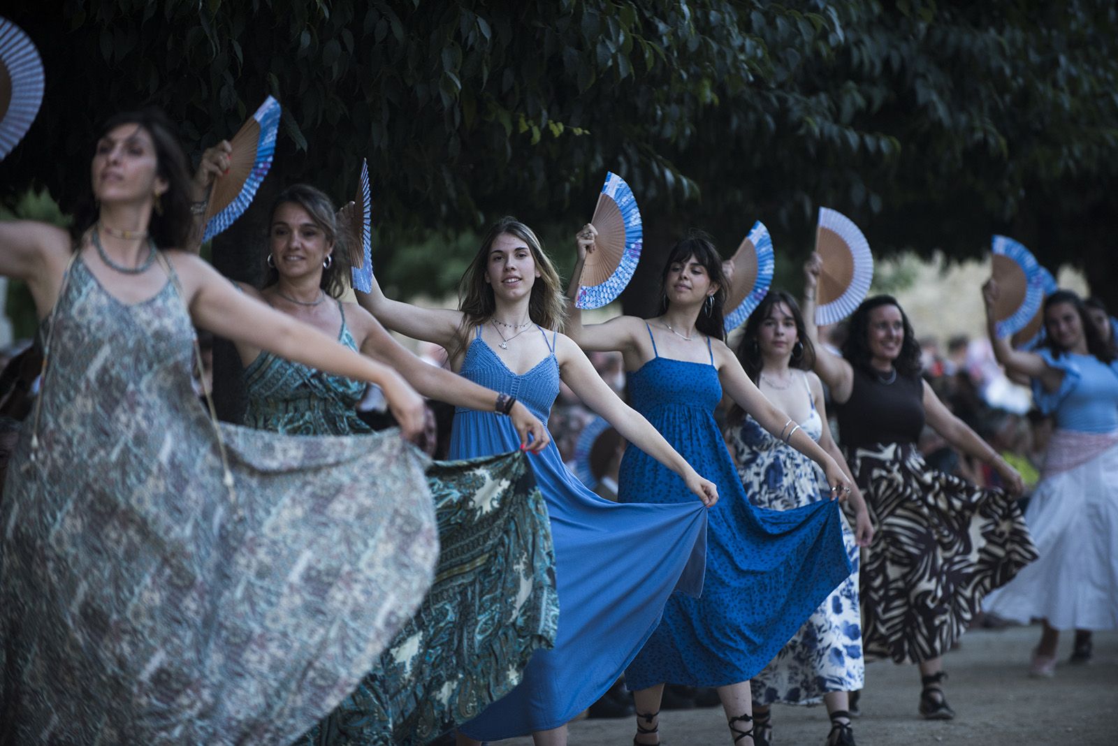 "Paga-li, Joan", ball del vano i el ram. FOTO: Bernat Millet. (Tot Sant Cugat)