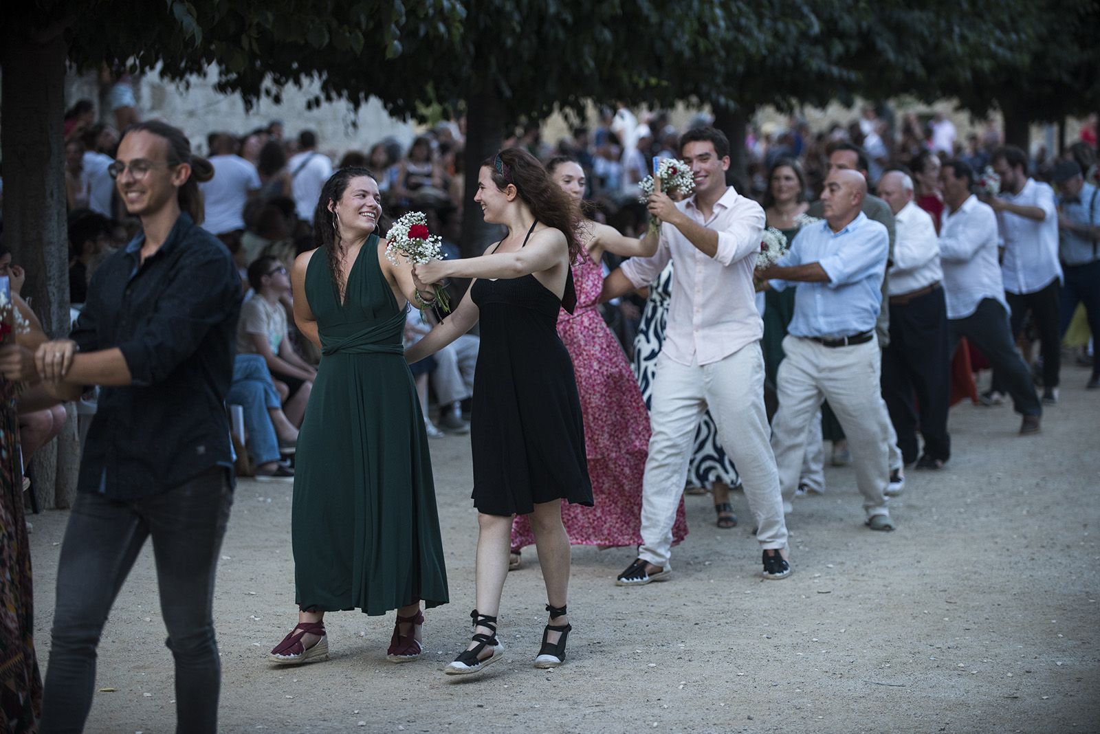 "Paga-li, Joan", ball del vano i el ram. FOTO: Bernat Millet. (Tot Sant Cugat)