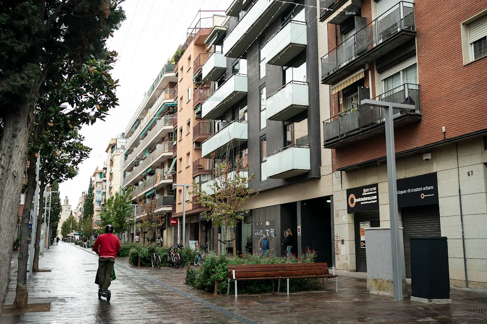 Habitatges a l'avinguda de Cerdanyola FOTO: Mireia Comas (TOT Sant Cugat)