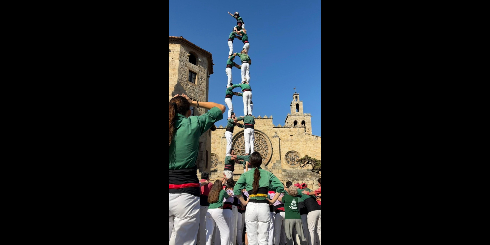 El 7 de 8 escalfa banqueta