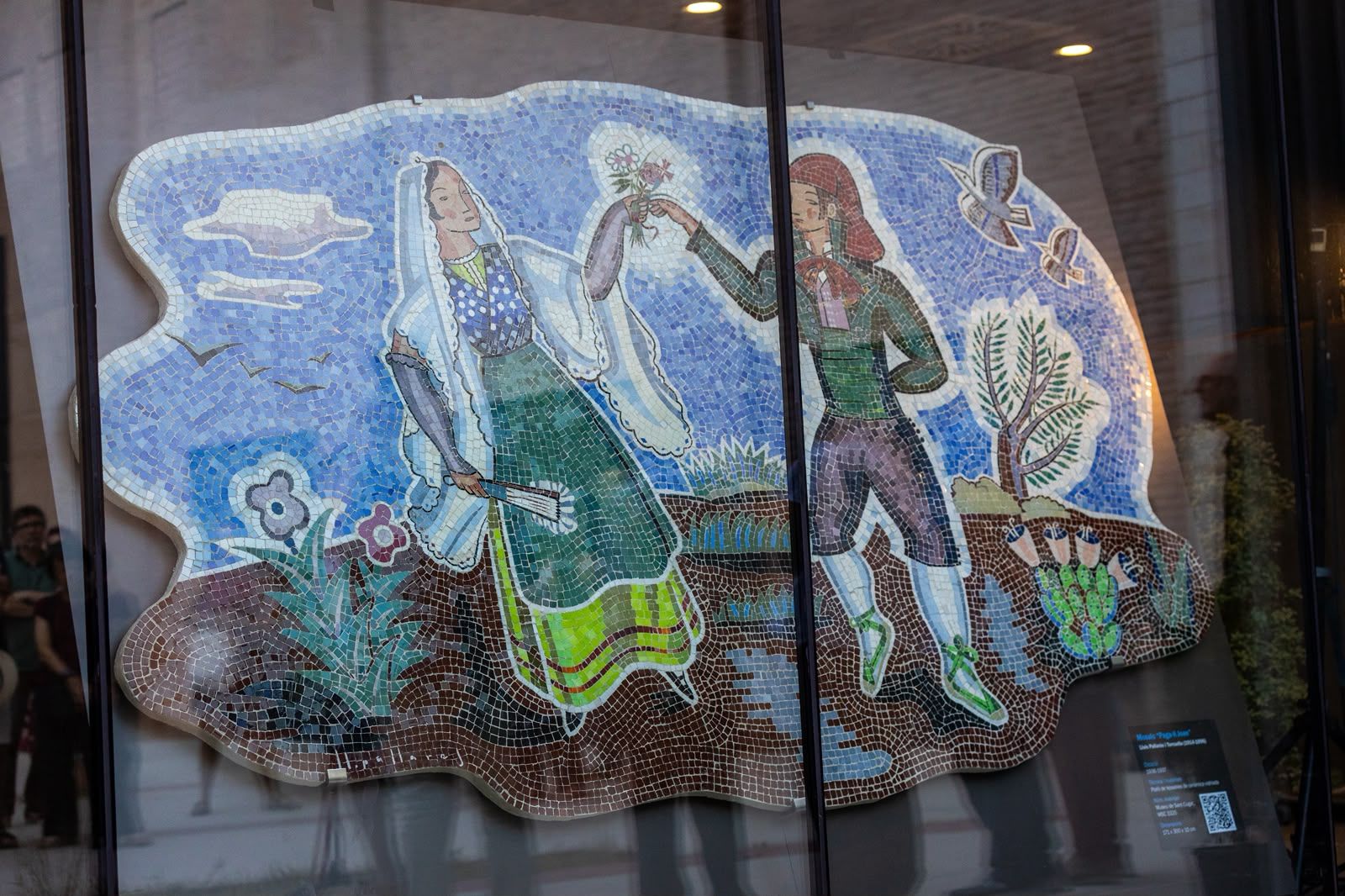 Inauguració del mosaic del Paga-li Joan. FOTO: Ajuntament