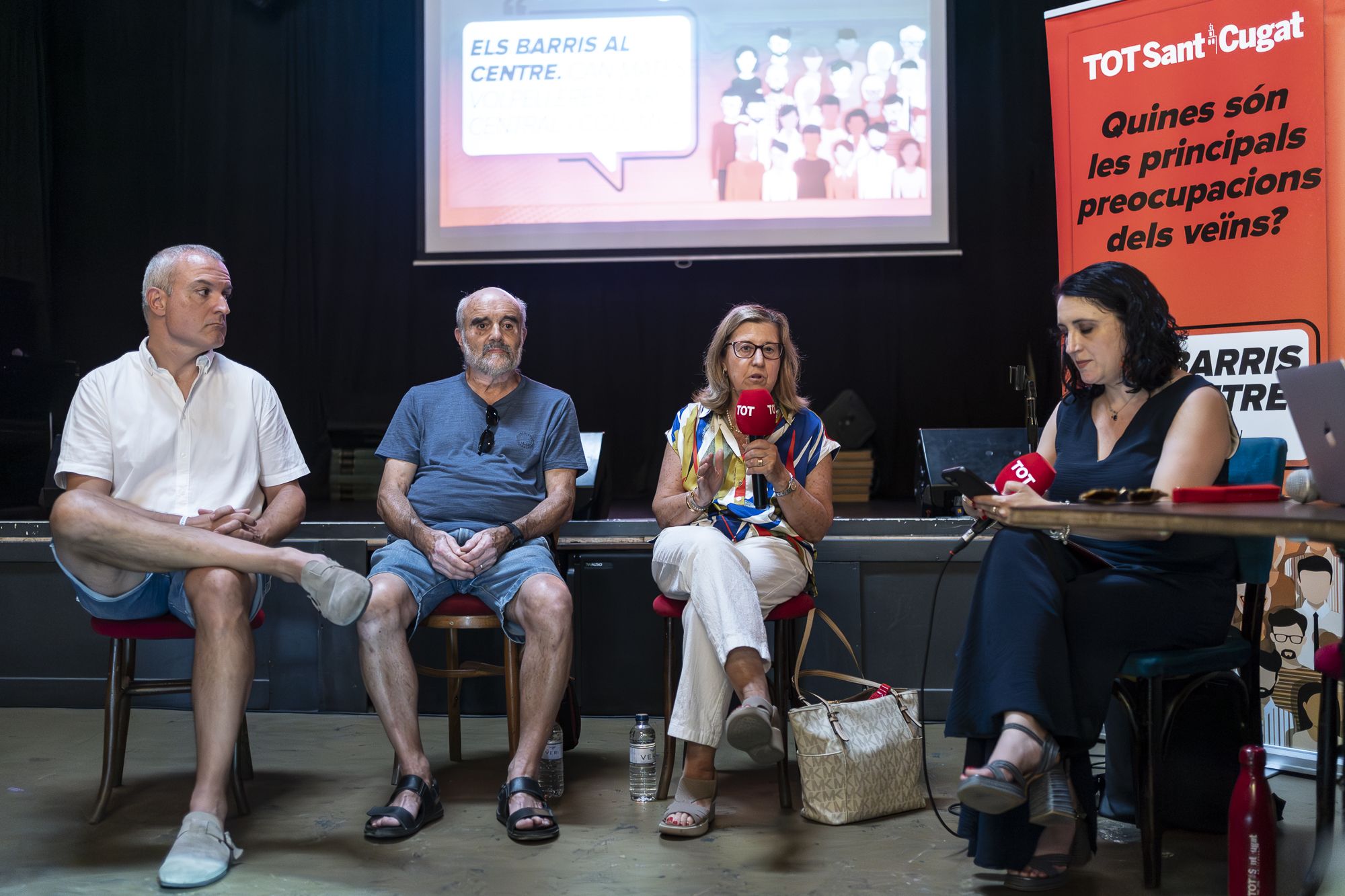 Debat a Volpelleres, Parc Central i Colomer del cicle 'Els barris al centre'. FOTO: Mireia Comas