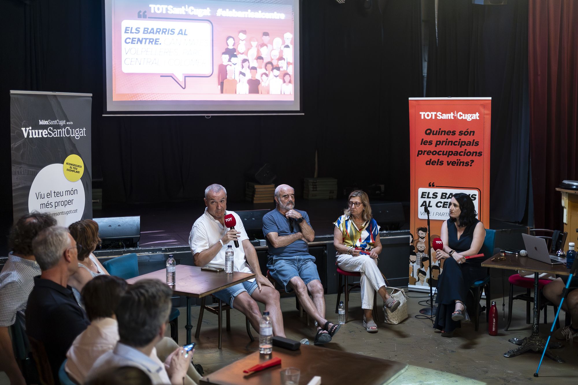 Debat a Volpelleres, Parc Central i Colomer del cicle 'Els barris al centre'. FOTO: Mireia Comas