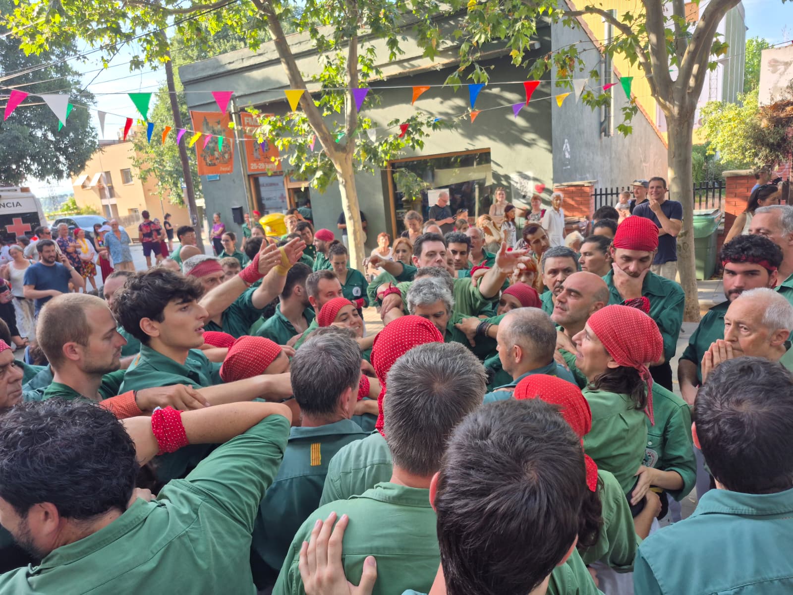 Castellers de Sant Cugat a la Floresta FOTO: TOT Sant Cugat