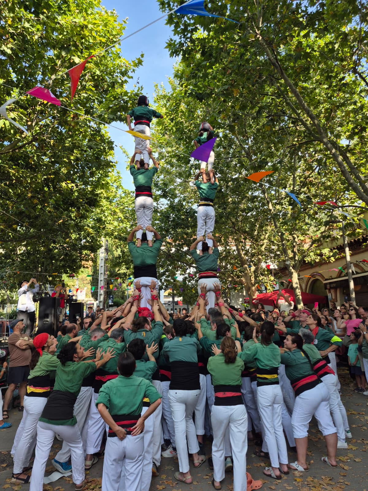 Castellers de Sant Cugat a la Floresta FOTO: TOT Sant Cugat