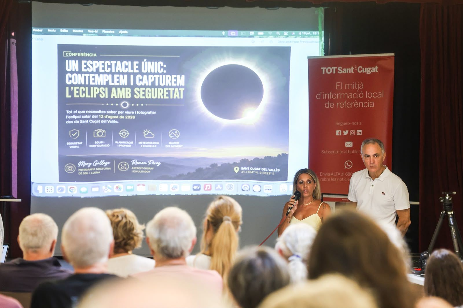 Xerrada per capturar l'eclipsi amb els fotògrafs Mery Gallego i Ramon Pérez. FOTO: Ajuntament (Lali Puig)