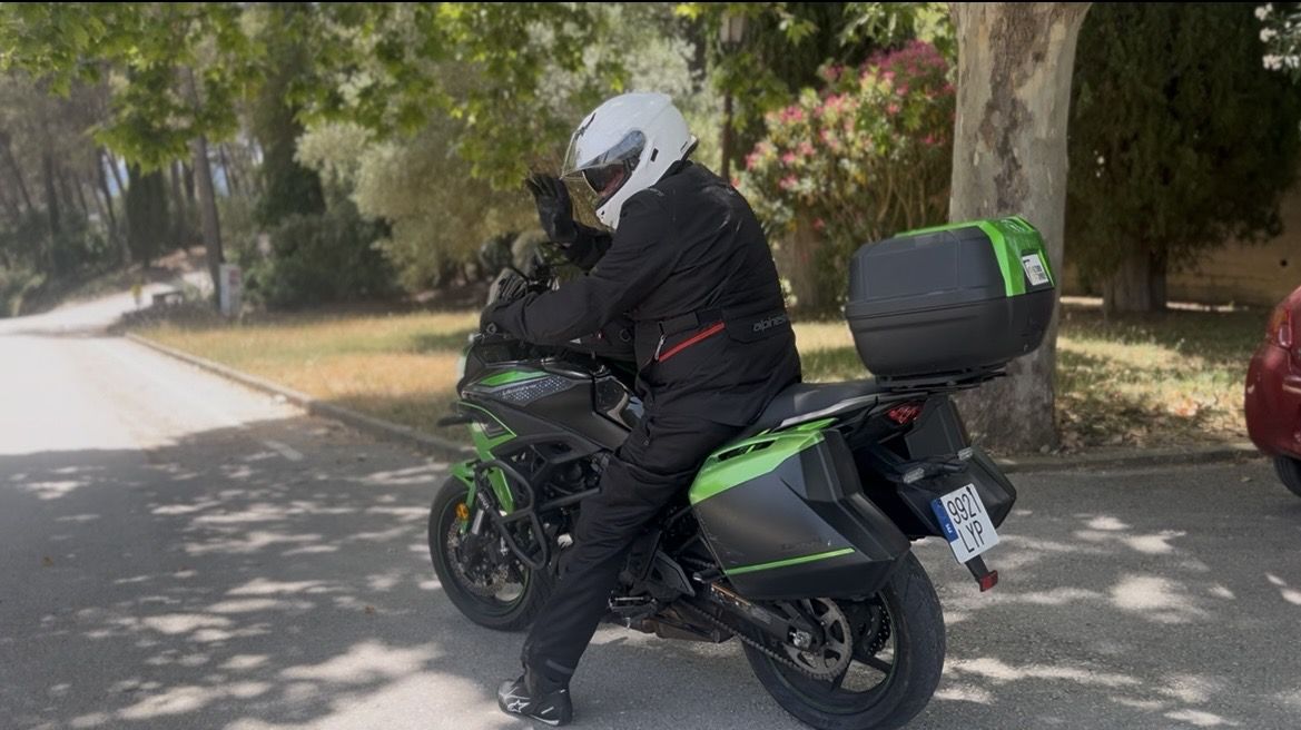 Més de 7.000 quilòmetres en moto per donar visibilitat a la fibromiàlgia. FOTO: Cedida