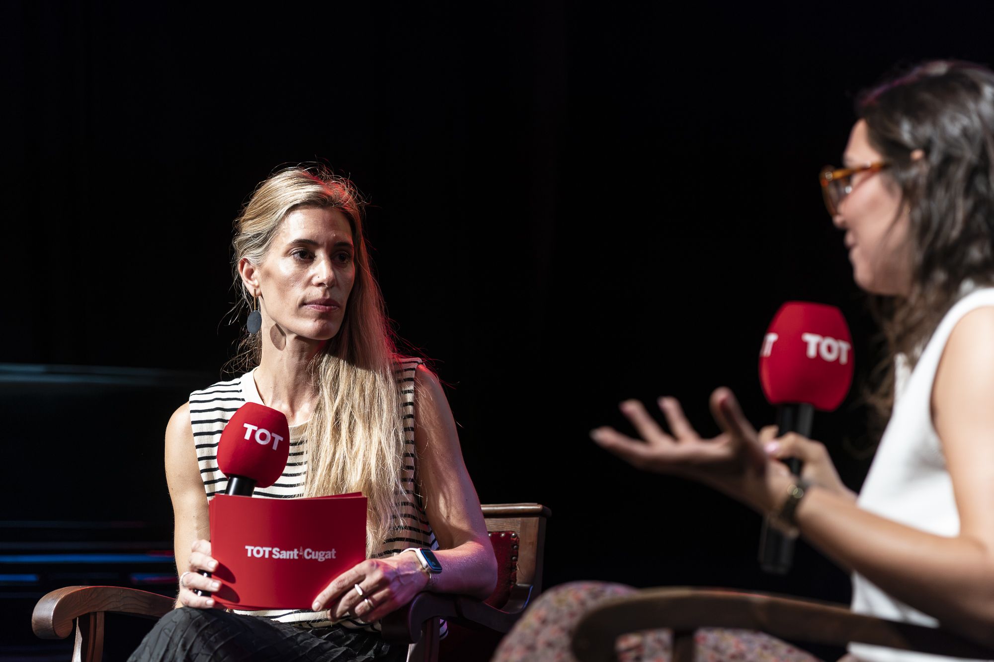 Presentació del llibre 'Si un dia tu i jo' de Carla Clavera. FOTO: Mireia Comas (TOT Sant Cugat)