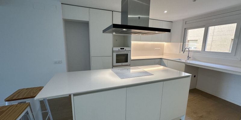 Cuina de l'habitatge disponible a la immobiliària ORGAN. FOTO: Cedida 