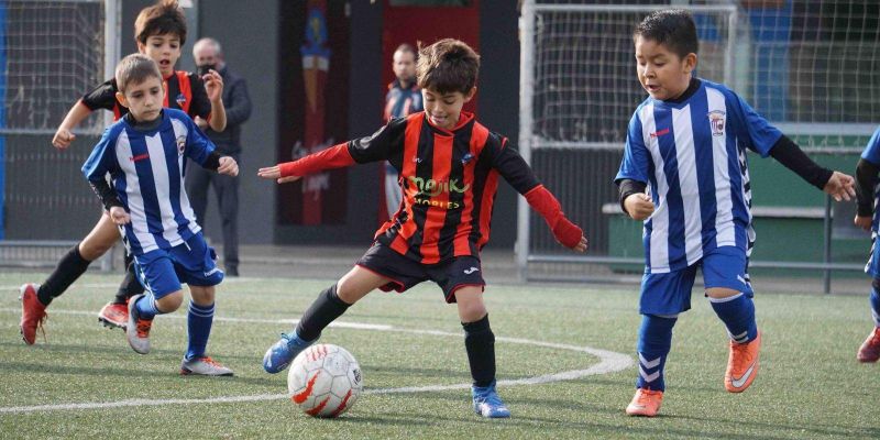 entrenament nens santcugatfc 37 1600x800