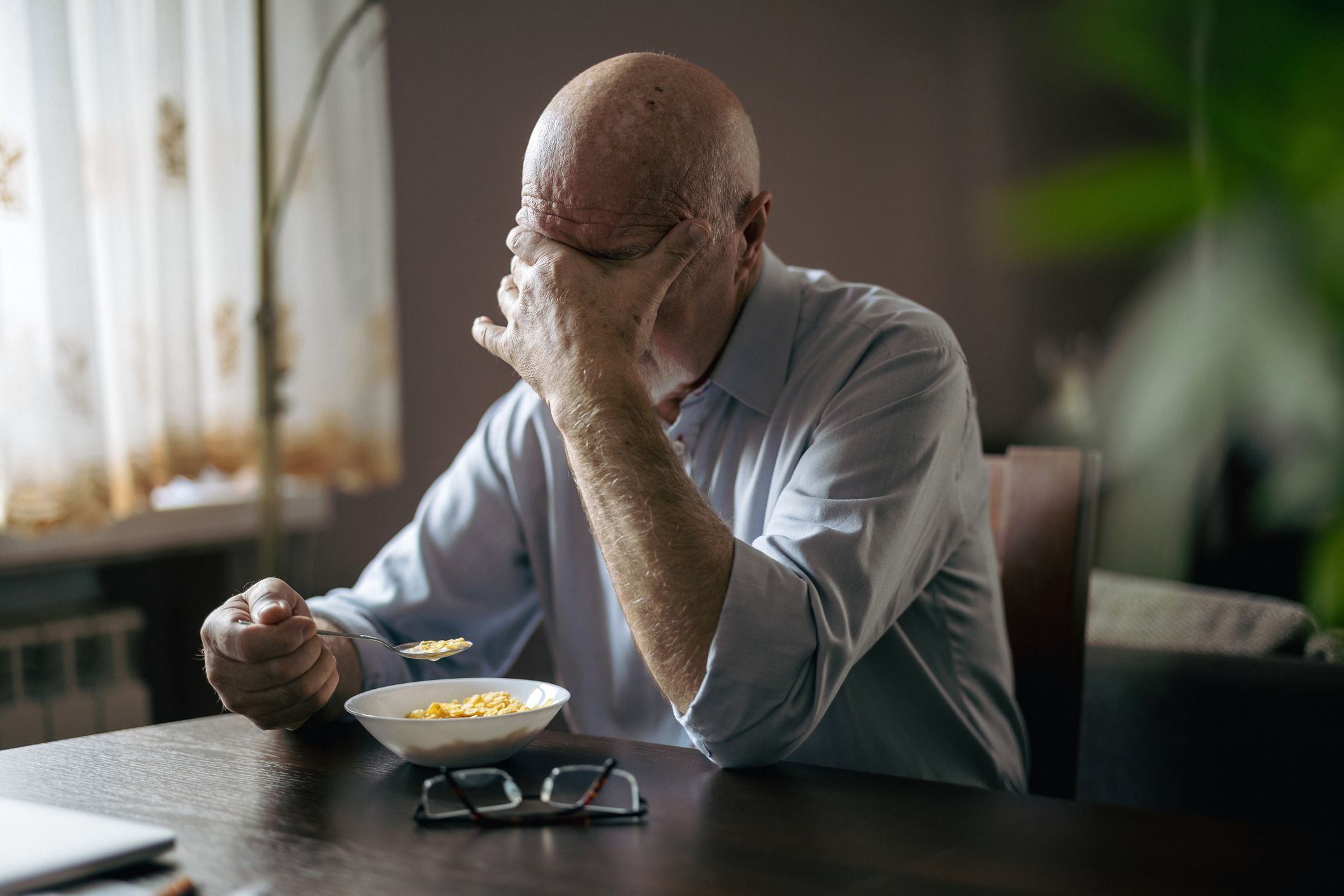  Una dieta equilibrada ajuda a prevenir la desnutrició, però amb l’evolució de la malaltia poden aparèixer dificultats. FOTO: Cedida