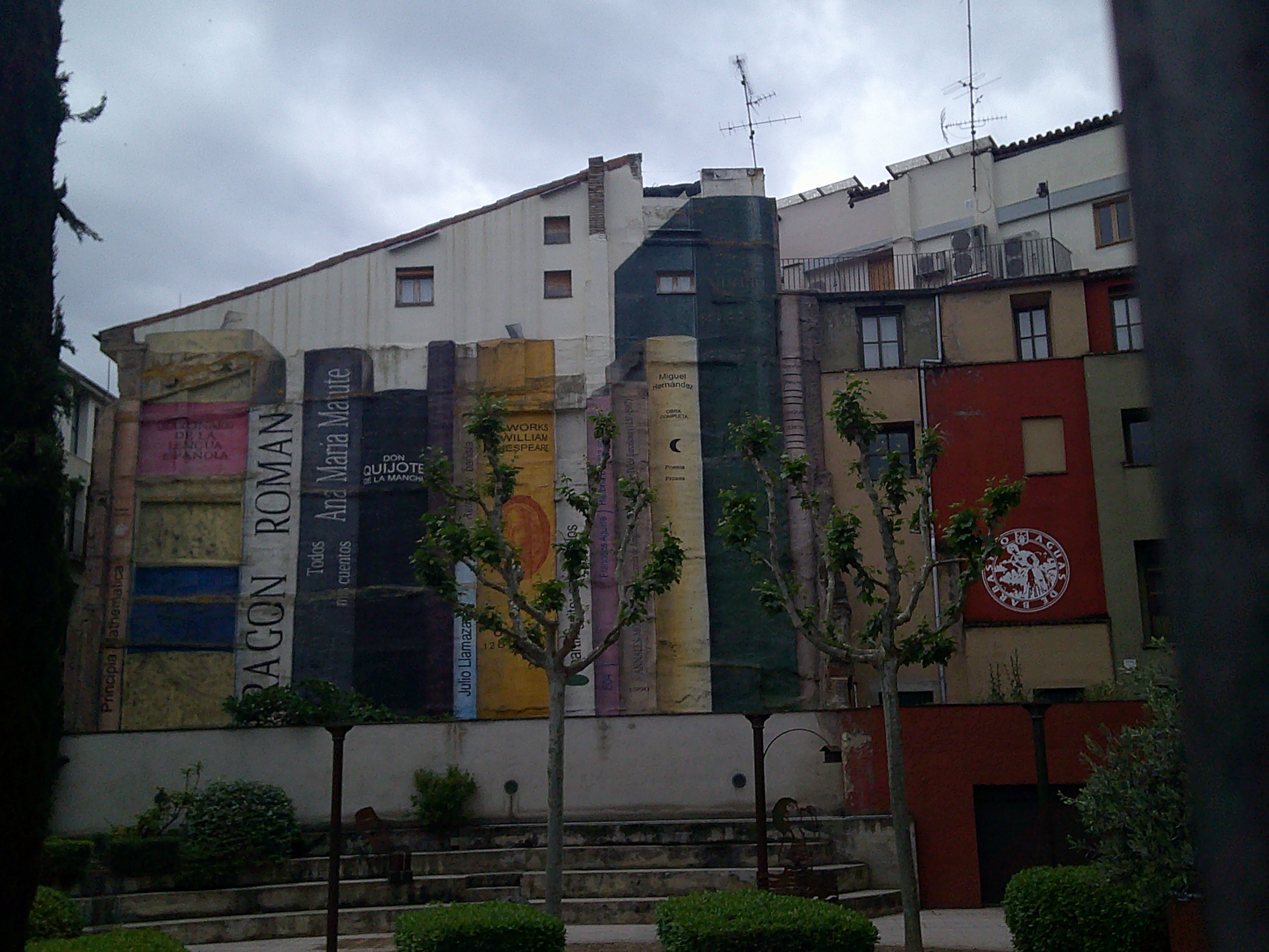 La casa dels llibres · Barbastre, Osca FOTO: Luisa Gutiérrez Castro