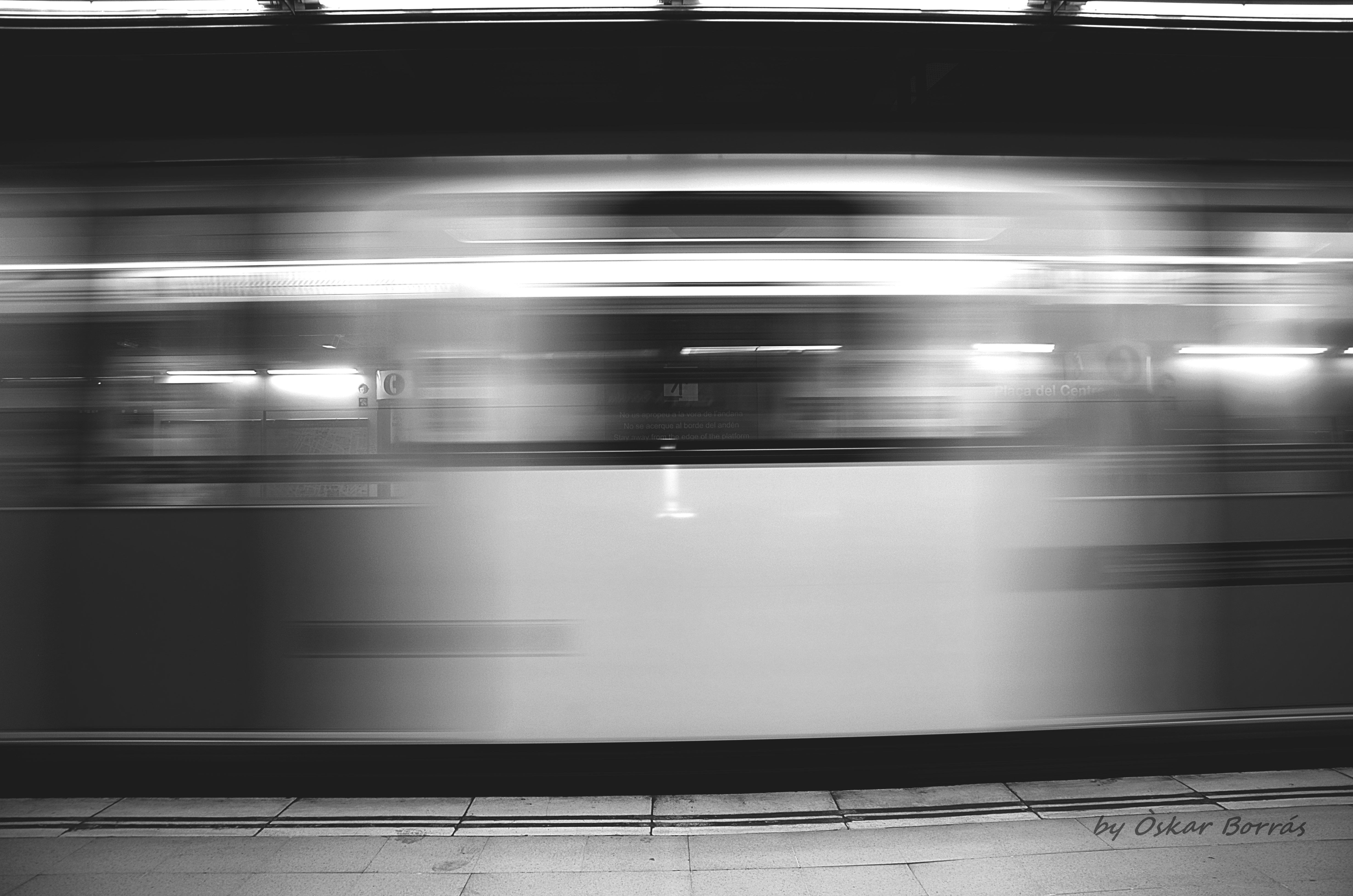 La vida mateixa · Metro Barcelona FOTO: Òskar Borrás Fdez