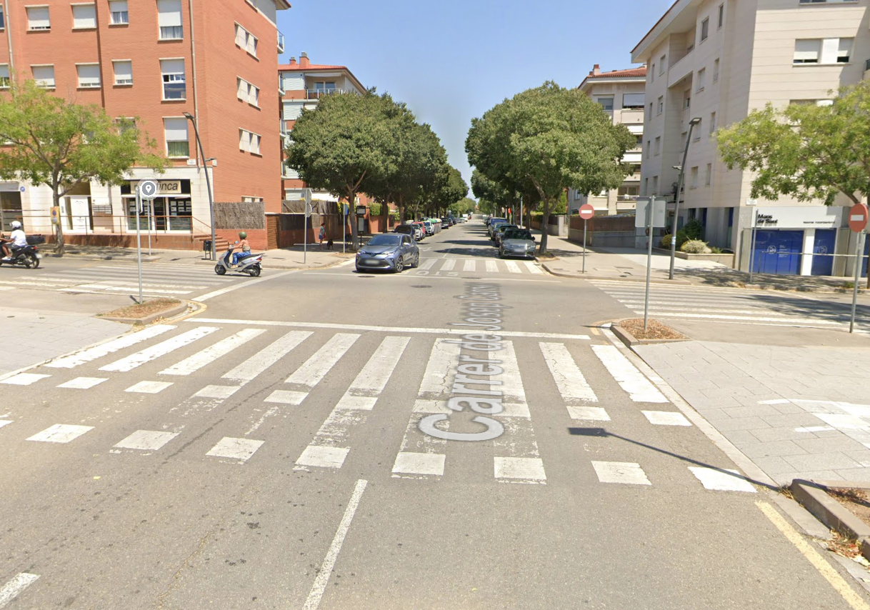 Encreuament entre l'avinguda de Francesc Macià i el carrer de Josep Carner FOTO: Google Maps