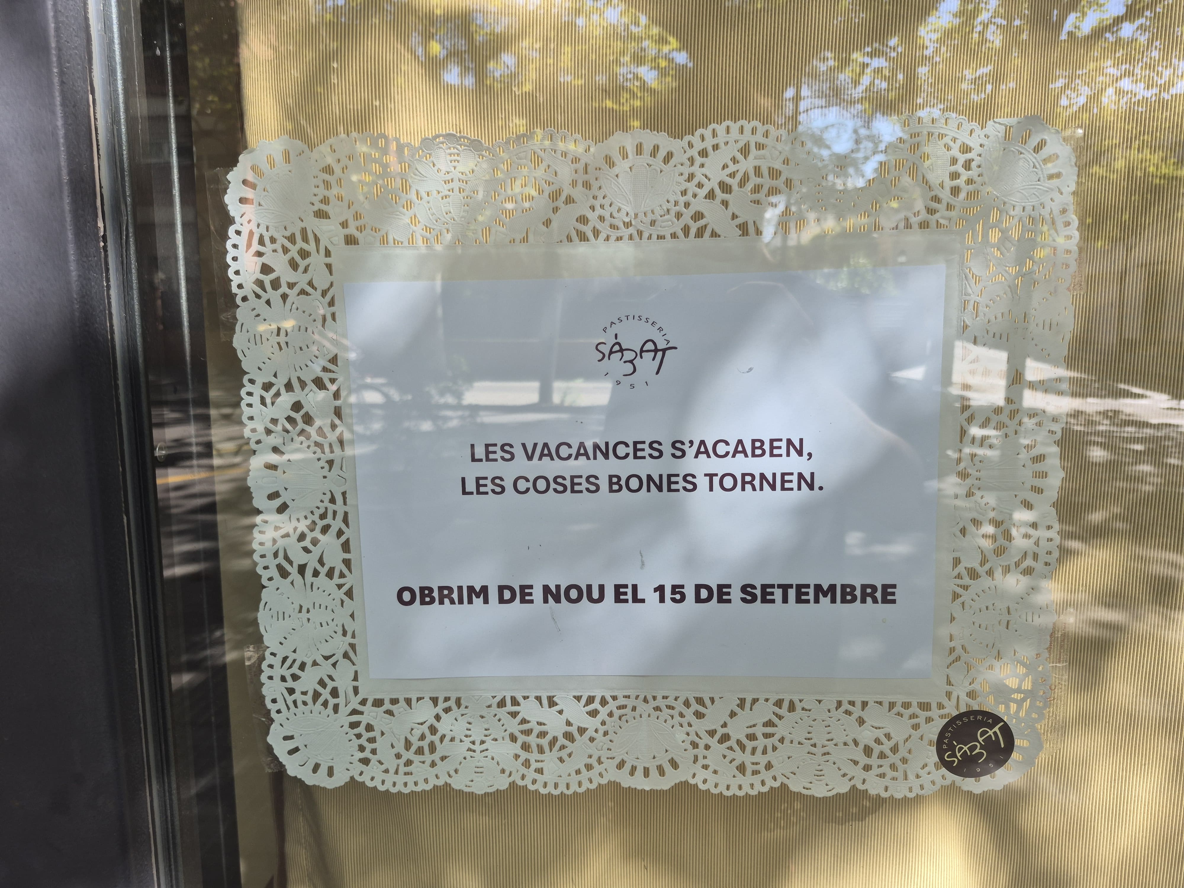 El cartell de la botiga de la rambla de Ribatallada FOTO: TOT Sant Cugat 