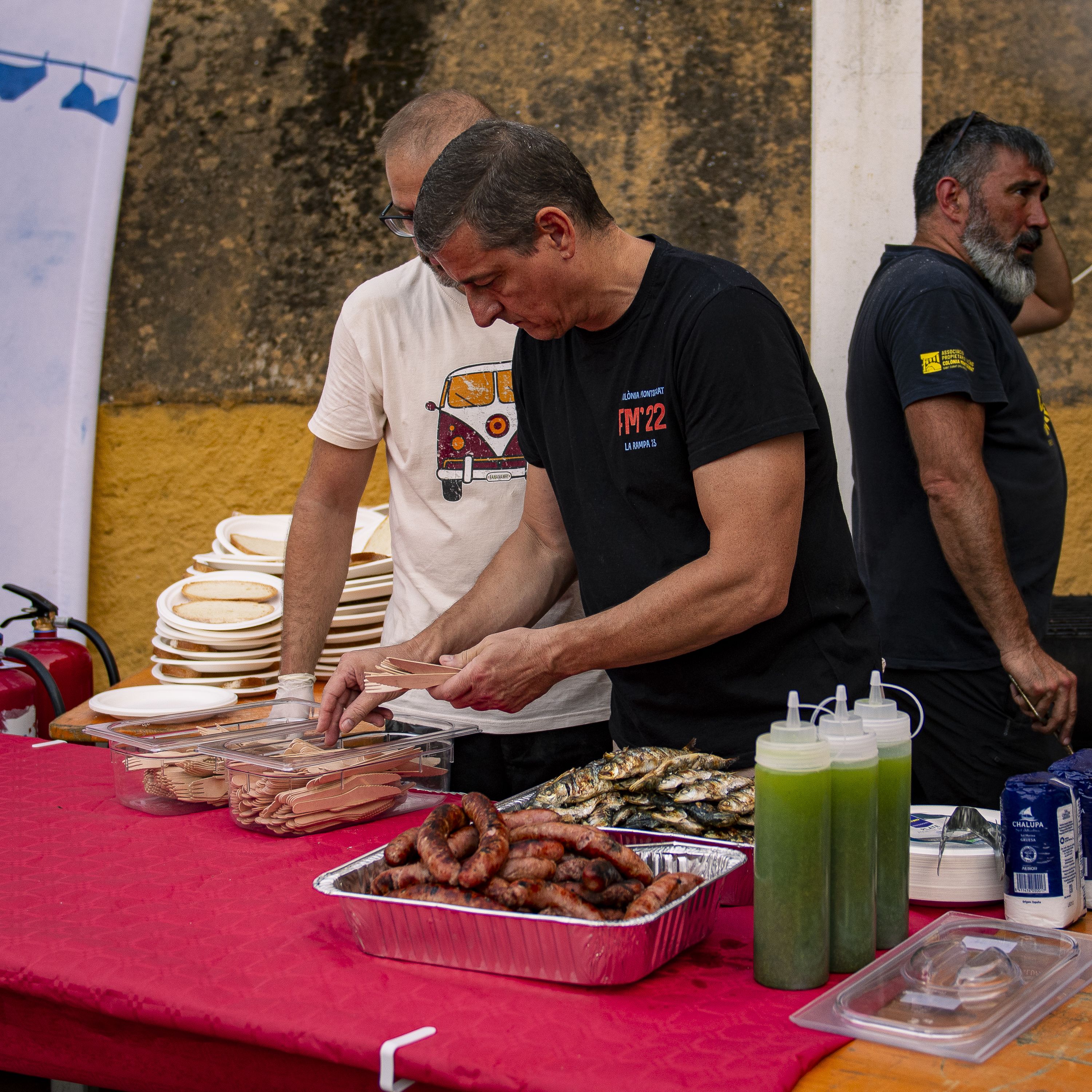 Sardinada i botifarrada popular  de la Festa Major de la Colònia Montserrat de Valldoreix. FOTO: Pol Rodríguez (TOT Sant Cugat)