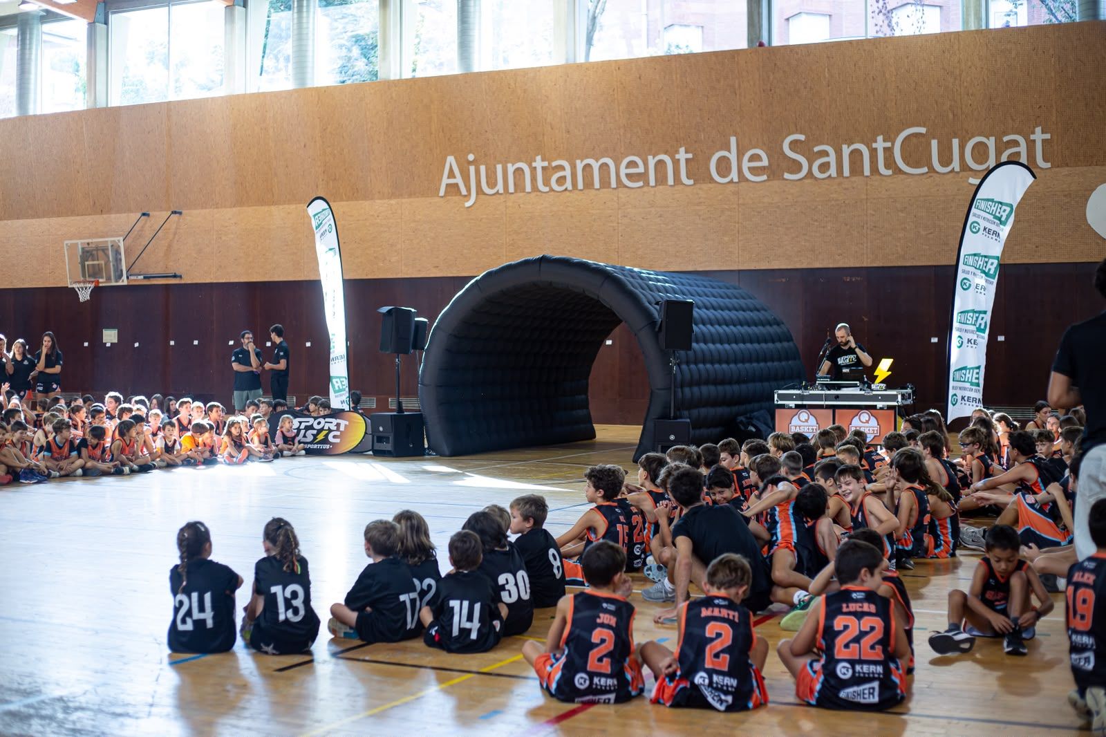 Presentació d'equips del Qbasket Sant Cugat. FOTO: Ajuntament