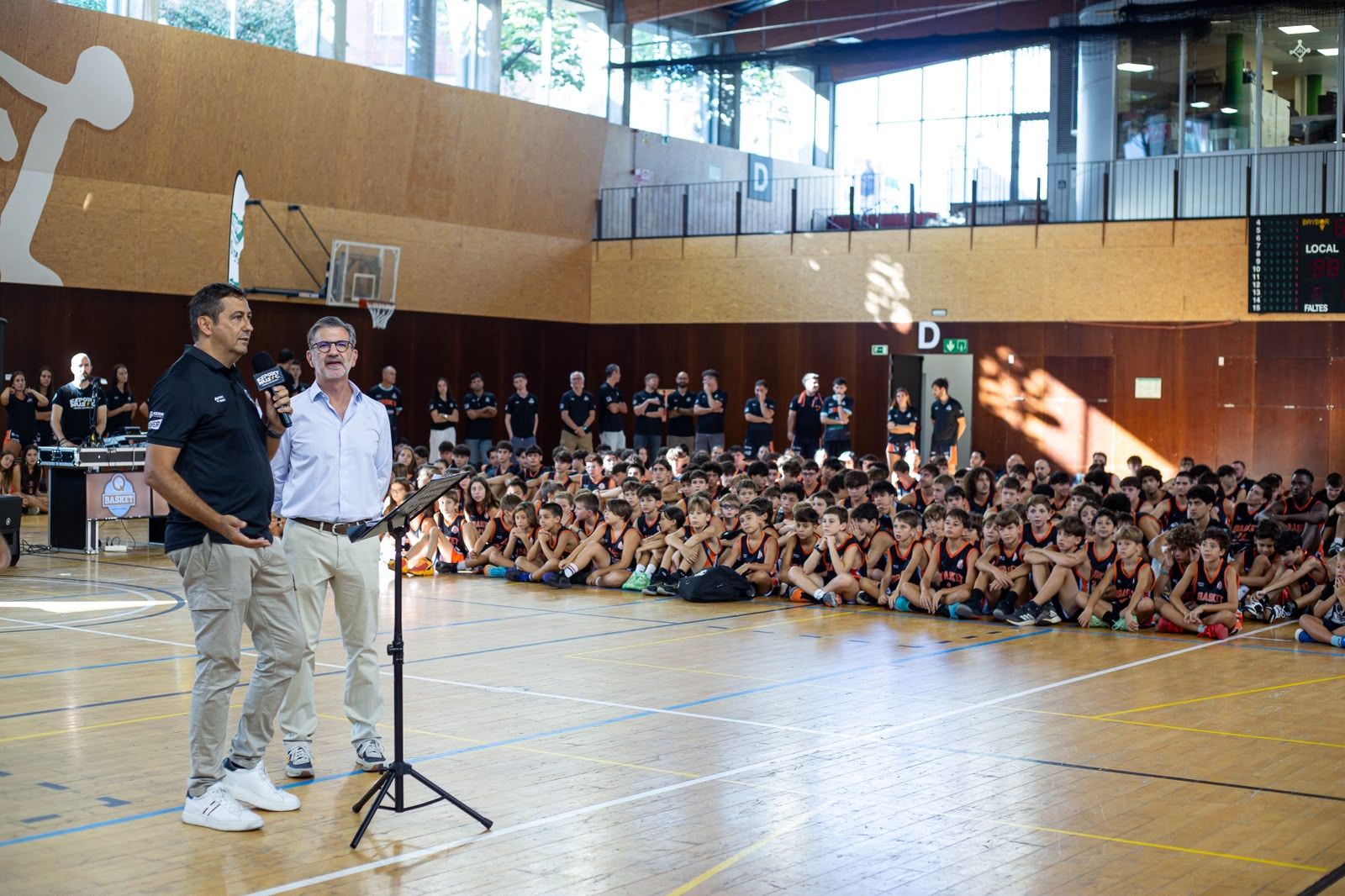 Presentació d'equips del Qbasket Sant Cugat. FOTO: Ajuntament