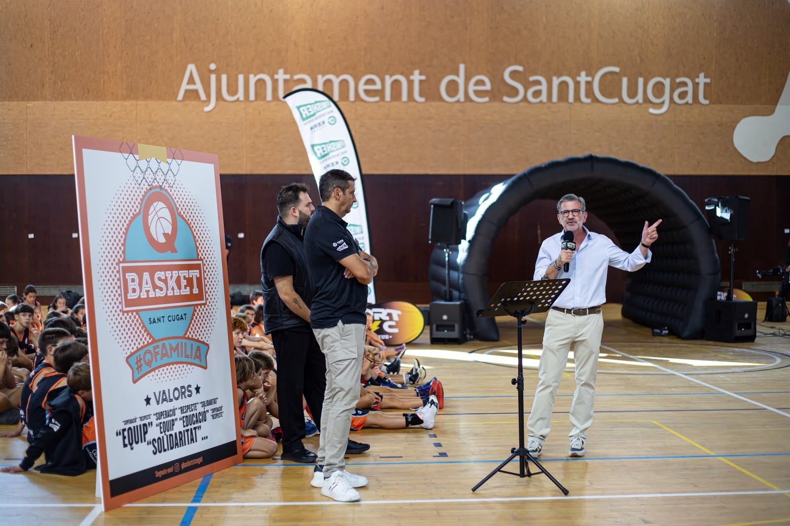 Presentació d'equips del Qbasket Sant Cugat. FOTO: Ajuntament