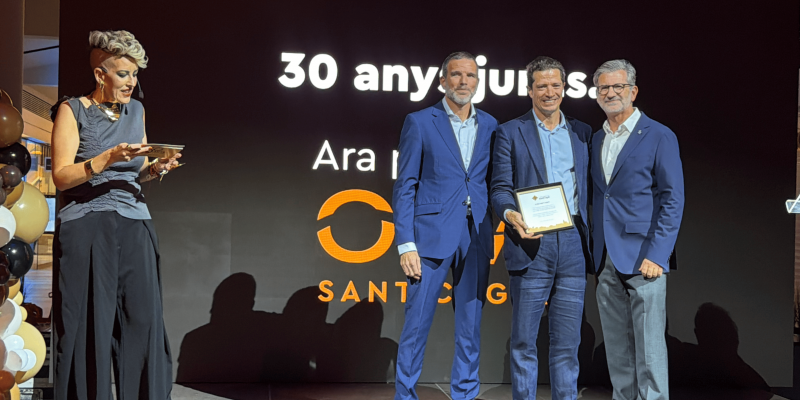 David Gómez-Picard, director del centre comercial, Rodrigo Clare, CEO d'Altarea i l'alcalde de Sant Cugat, Josep Maria Vallès. FOTO: TOT