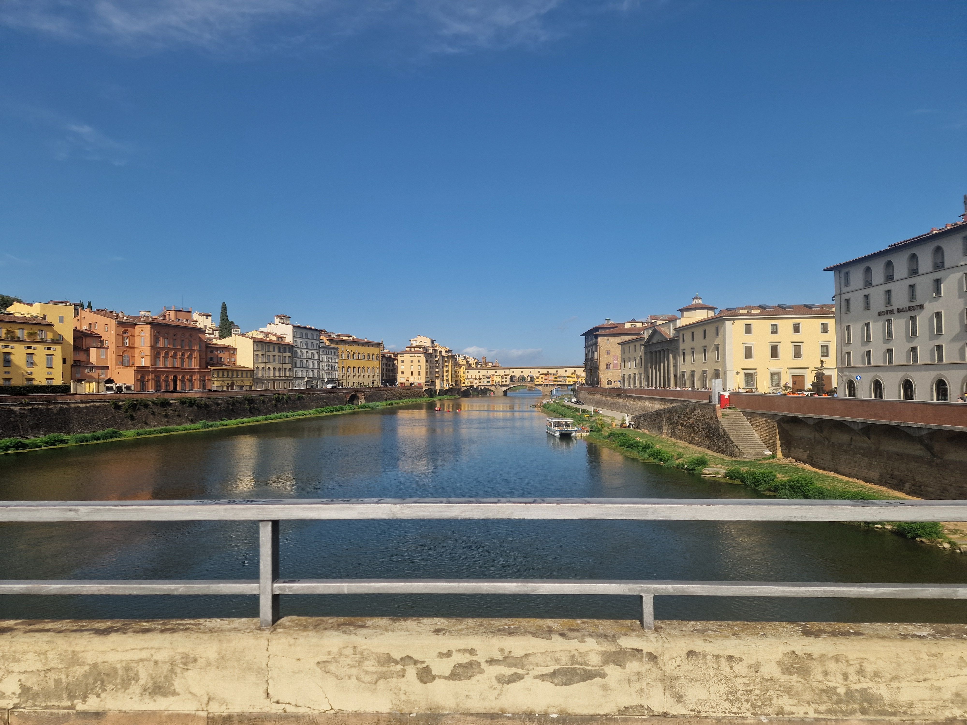 De la Toscana a Sant Cugat · Río Arno Florencia FOTO: Margoth Fernández Abregú