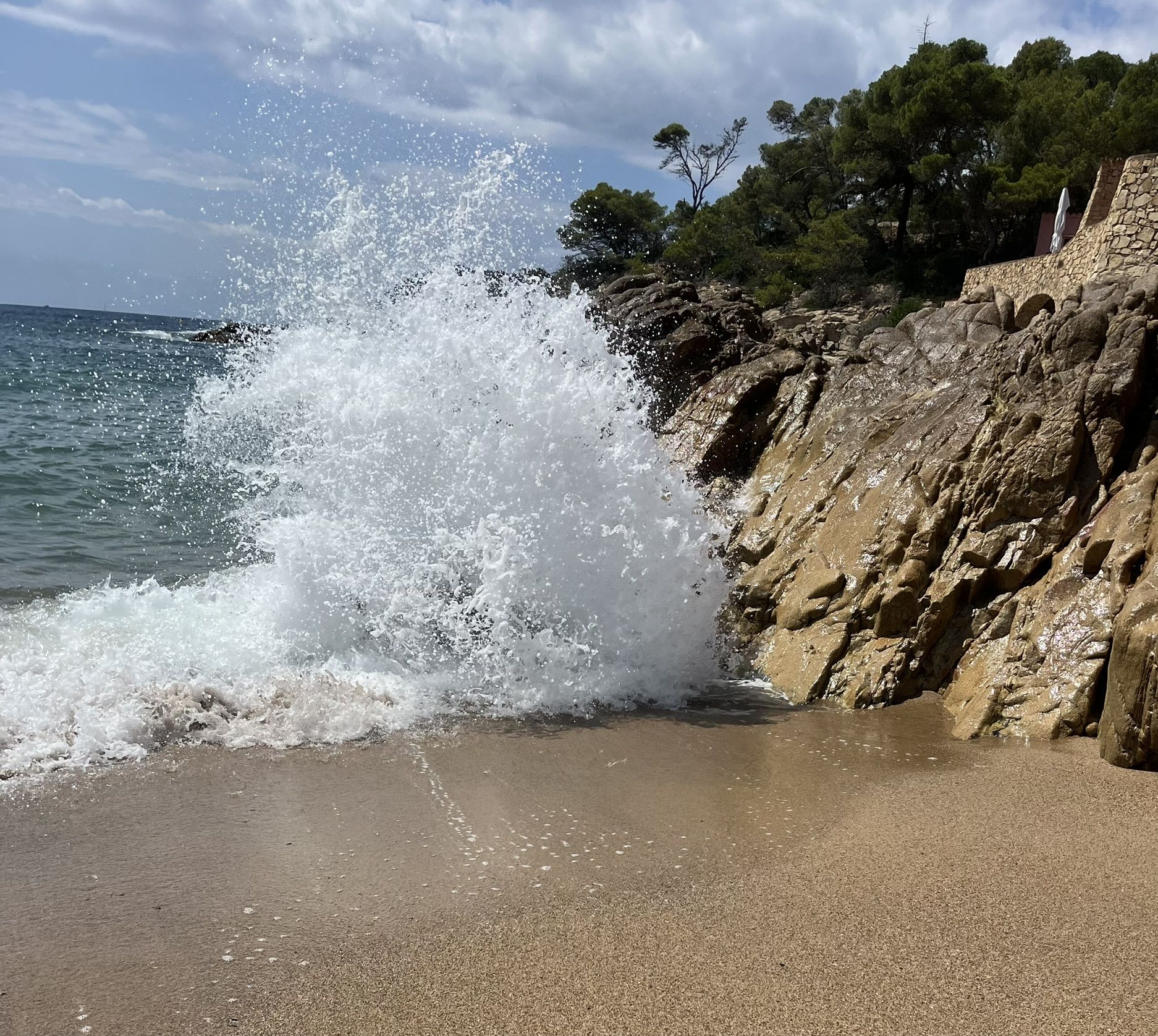 Escuma · Platja de Castell (Palamós) FOTO: Pere Riera Jané