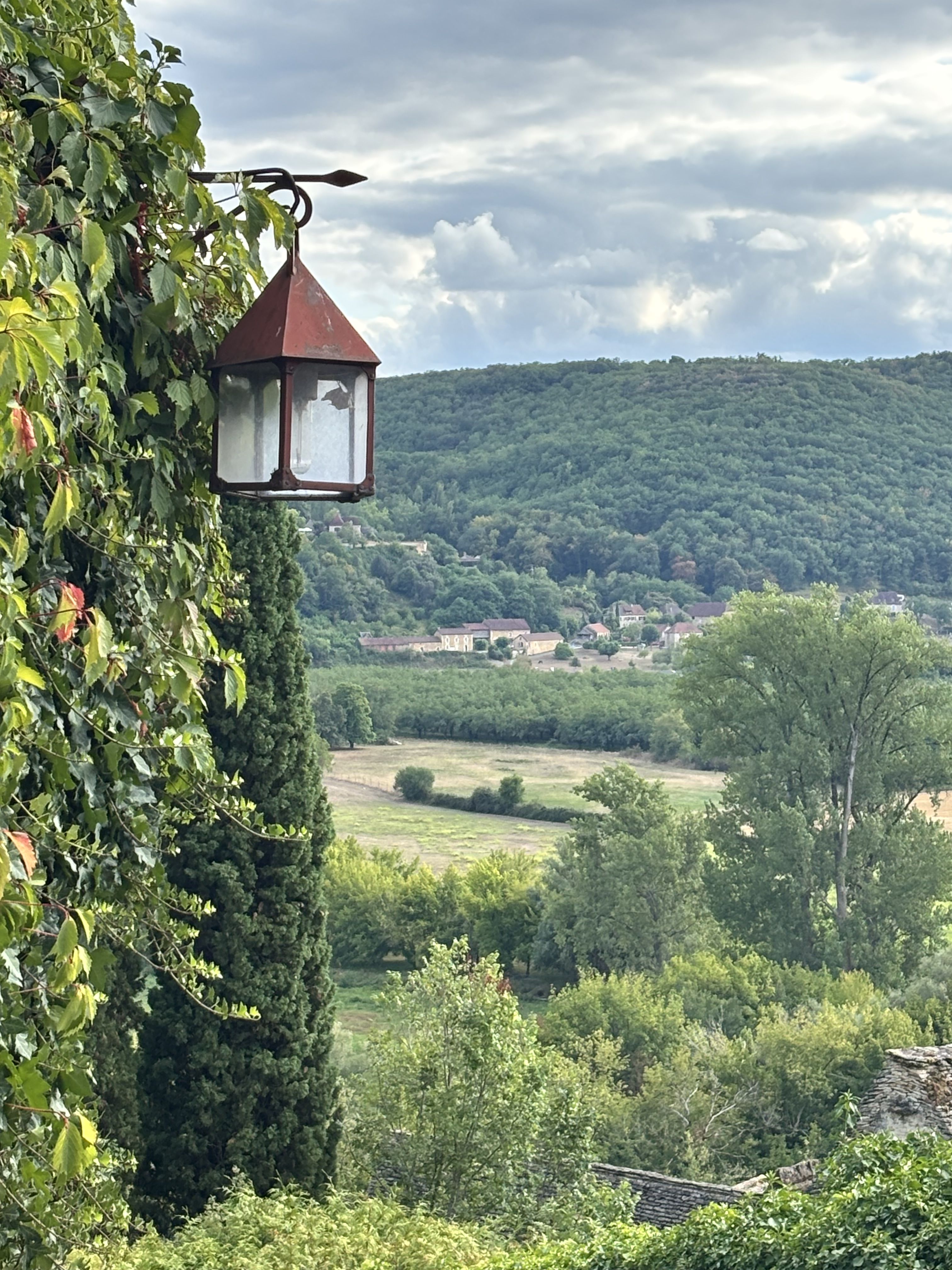Il·Il·luminant la vall · Beynac et Cazenac (Périgord, França) FOTO: Daniel Joaniquet Alegre