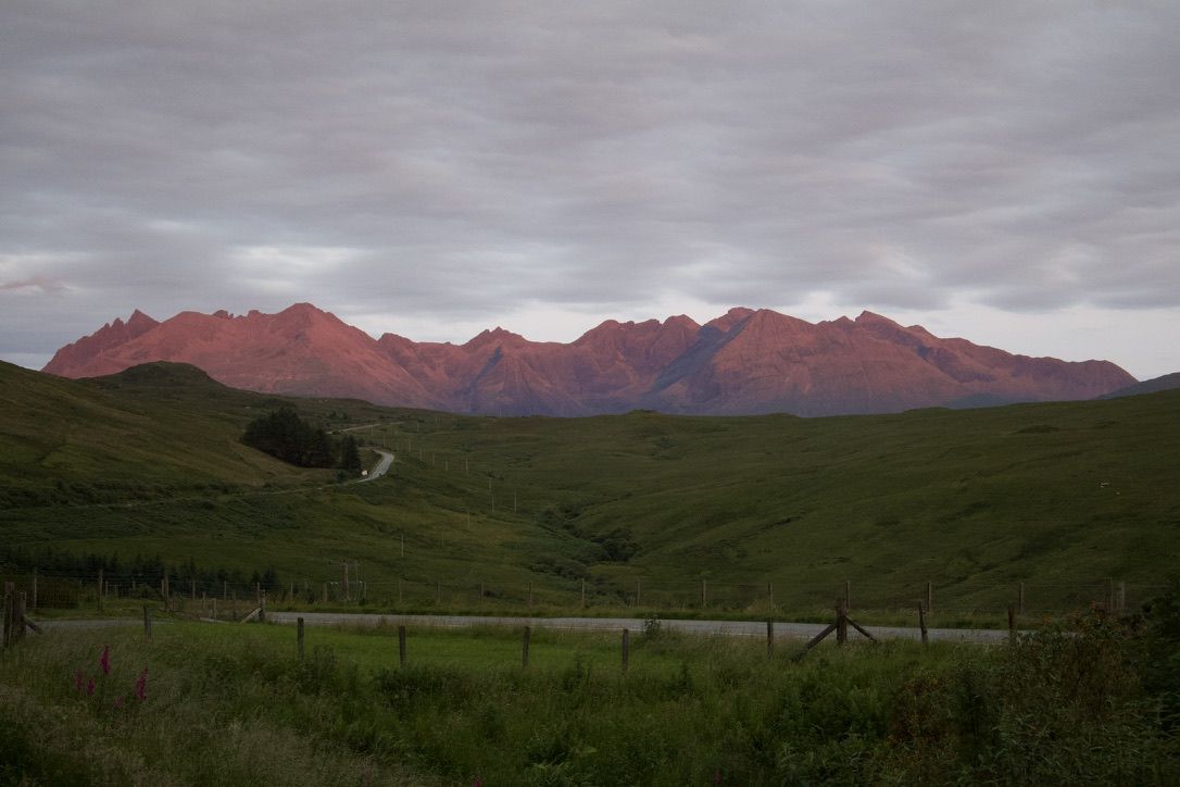 La muntanya ruboritzada. · Illa de Skye, Escòcia FOTO: Albert Postils i Bragado