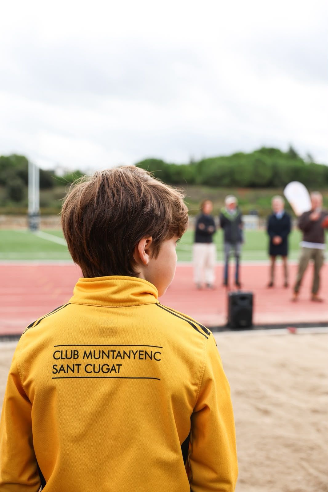 Presentació dels equips de la secció d'atletisme del Club Muntanyenc Sant Cugat 2026/2027. FOTO: Ajuntament