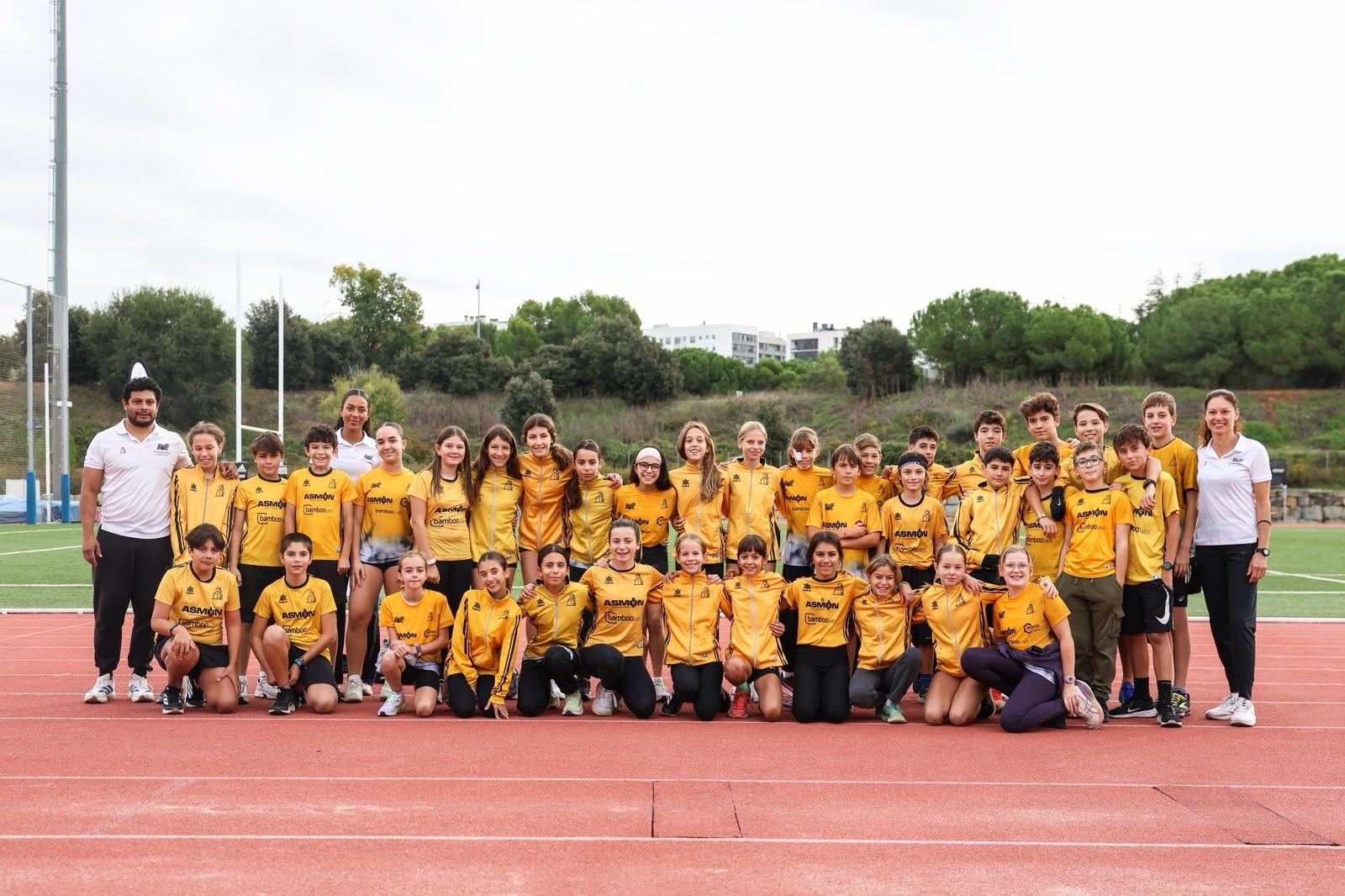 Presentació dels equips de la secció d'atletisme del Club Muntanyenc Sant Cugat 2026/2027. FOTO: Ajuntament