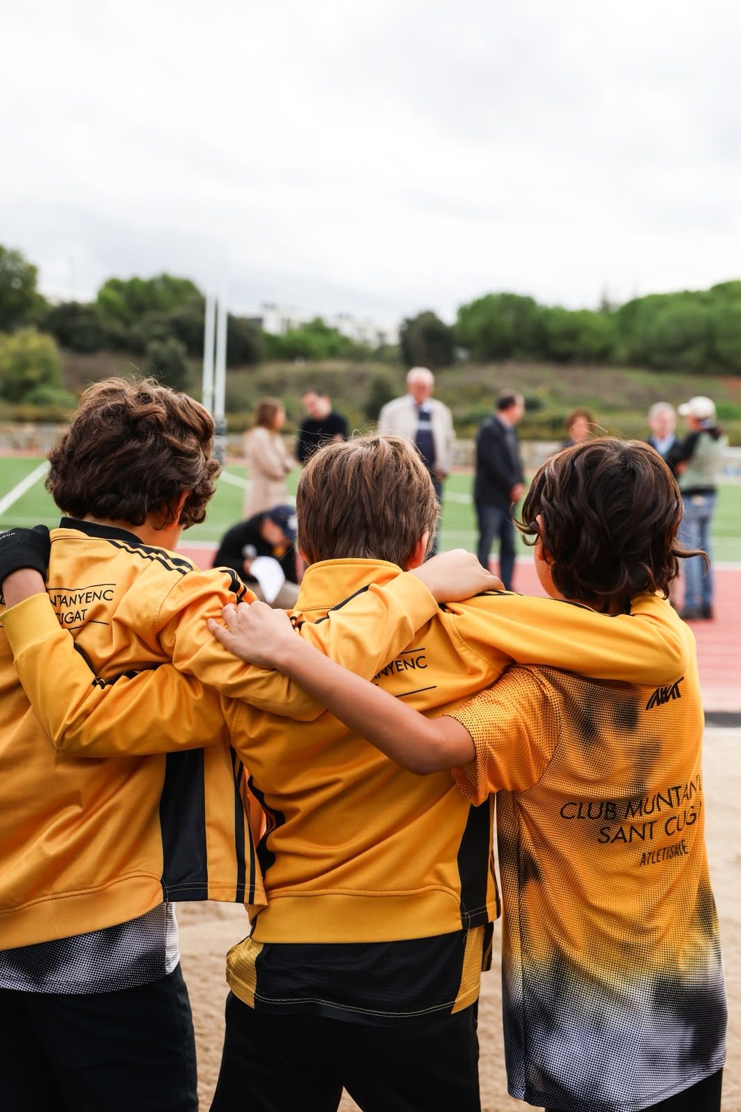 Presentació dels equips de la secció d'atletisme del Club Muntanyenc Sant Cugat 2026/2027. FOTO: Ajuntament