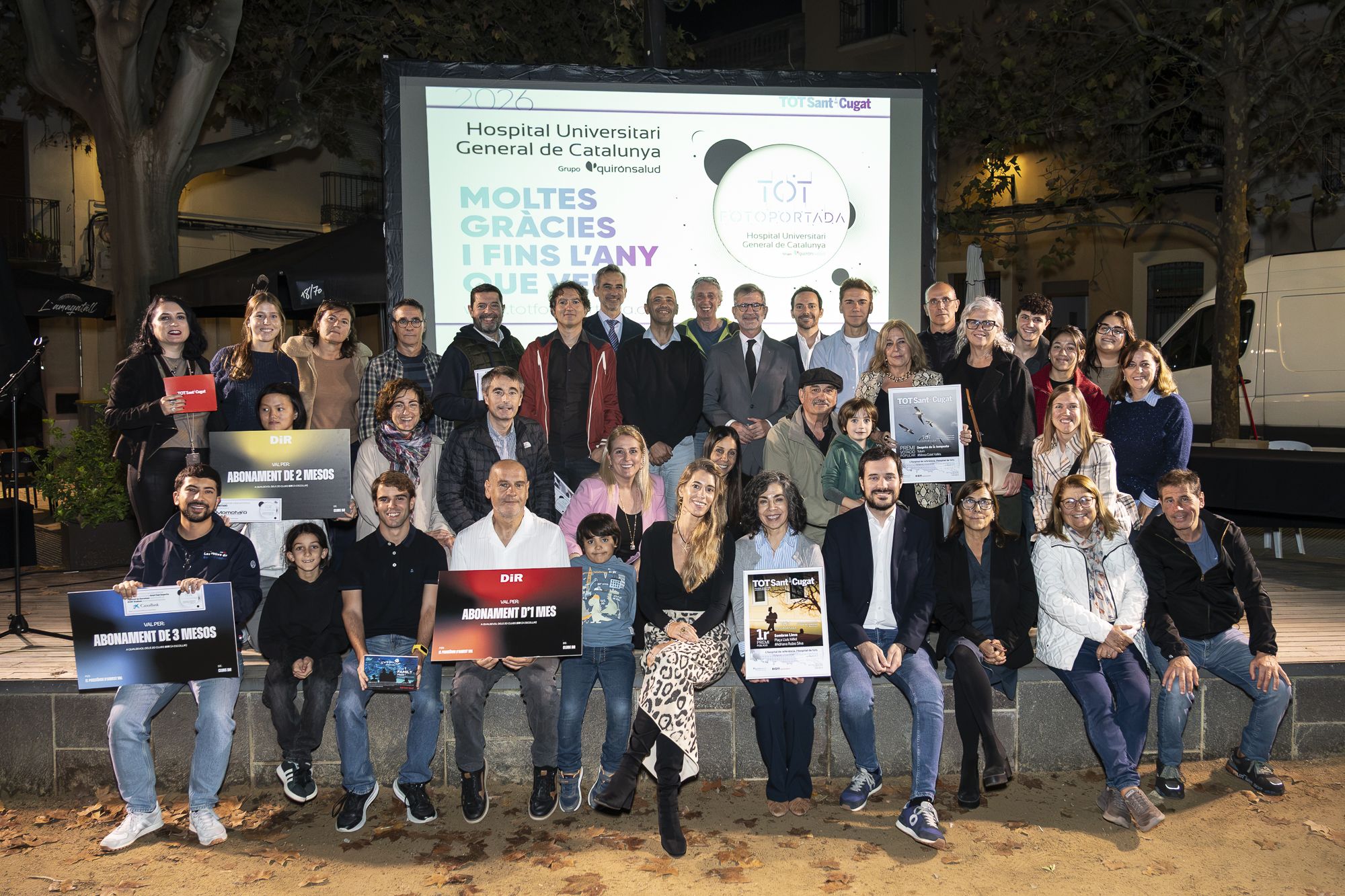  Foto de família de l'acte del 29è TOT Fotoportada. FOTO: Mireia Comas (TOT Sant Cugat)